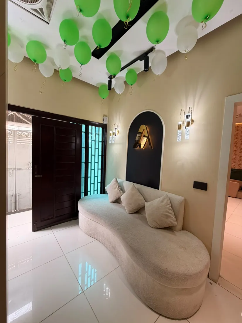 Entrance of Areeba Ainee Beauty Lounge with the gold A logo, Bahadurabad Karachi
